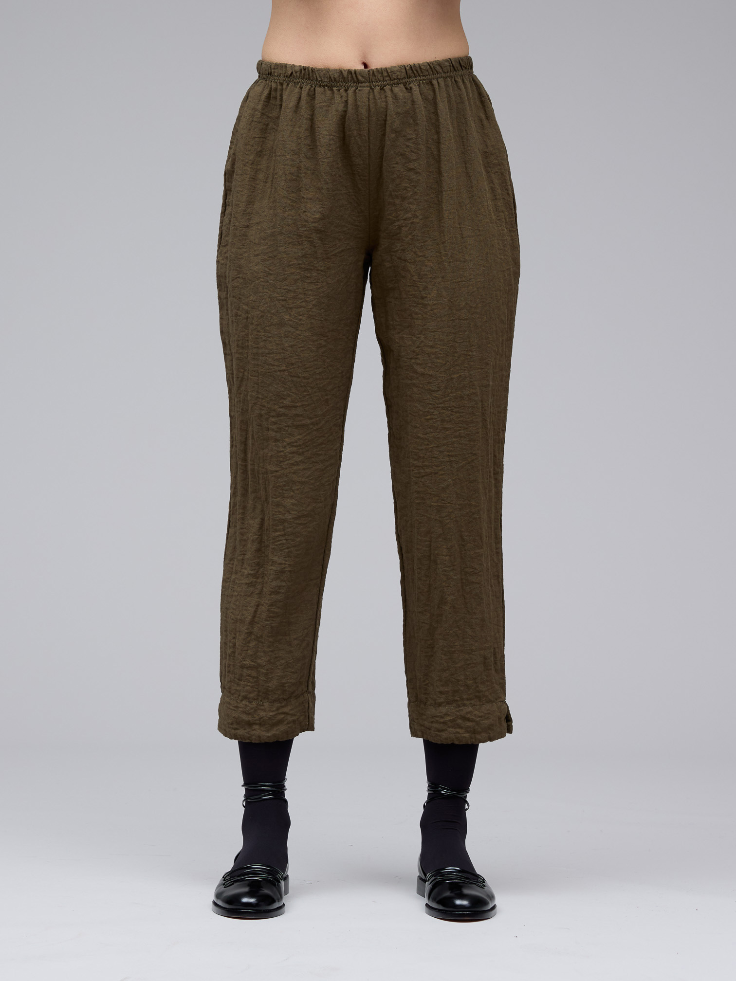 Tapered Crop Pant