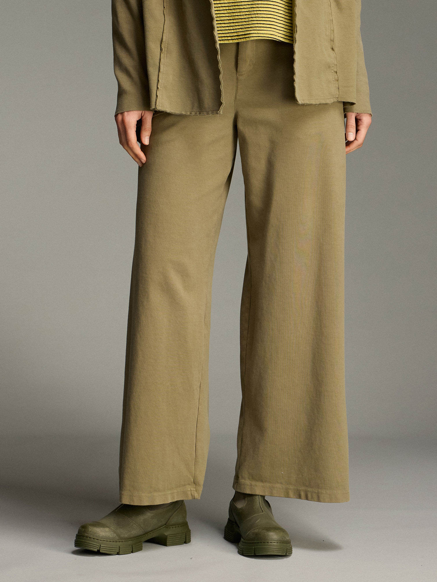 Wide Leg Zip Pant