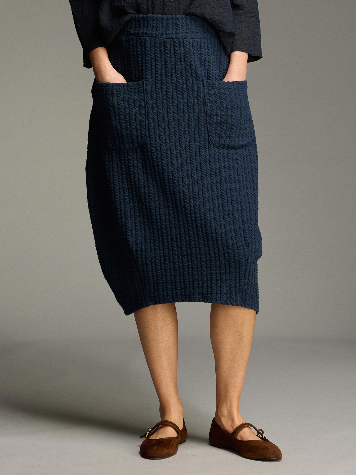 Pocket Lantern Skirt