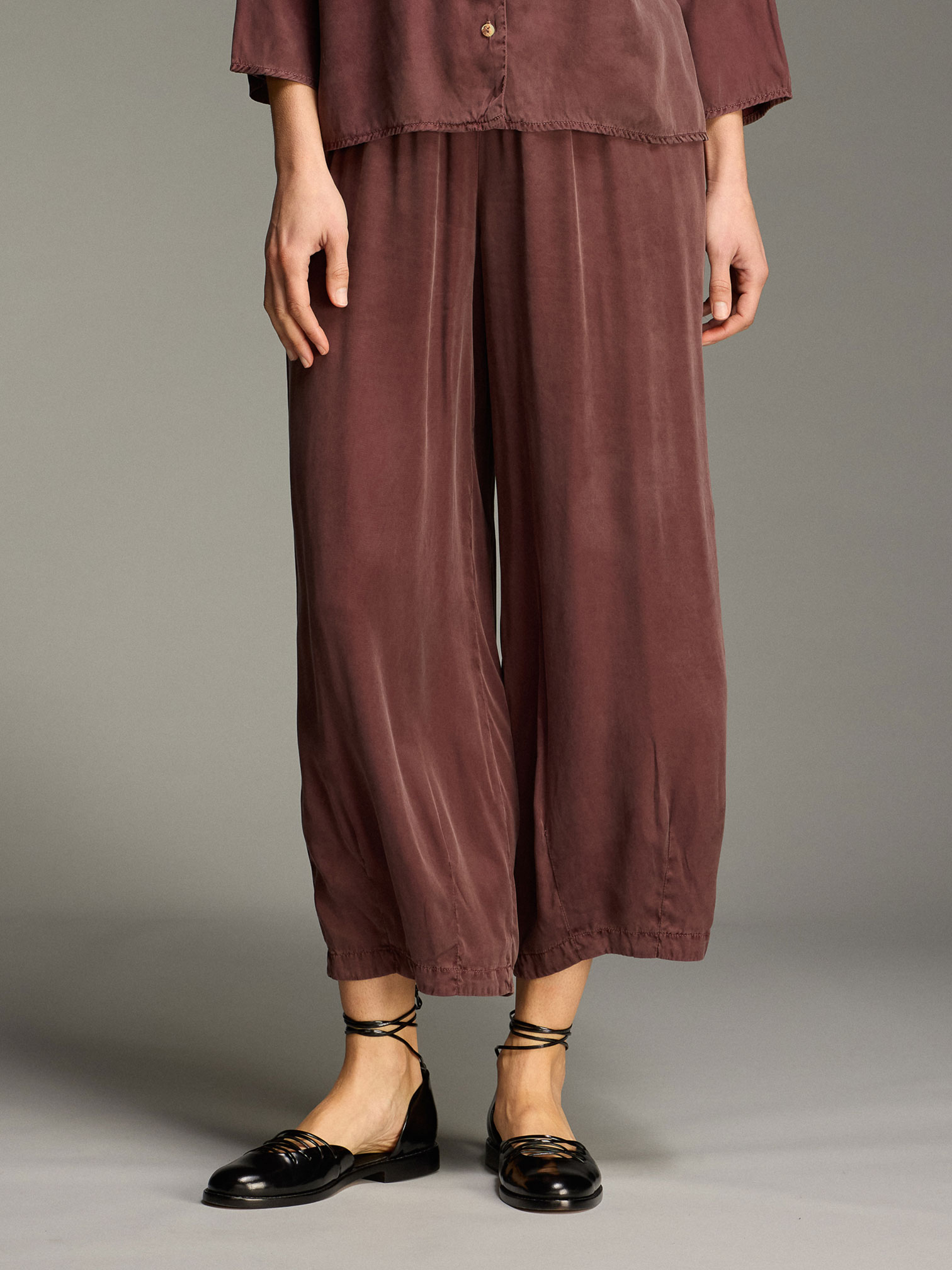 Cropped Pant w/Darts
