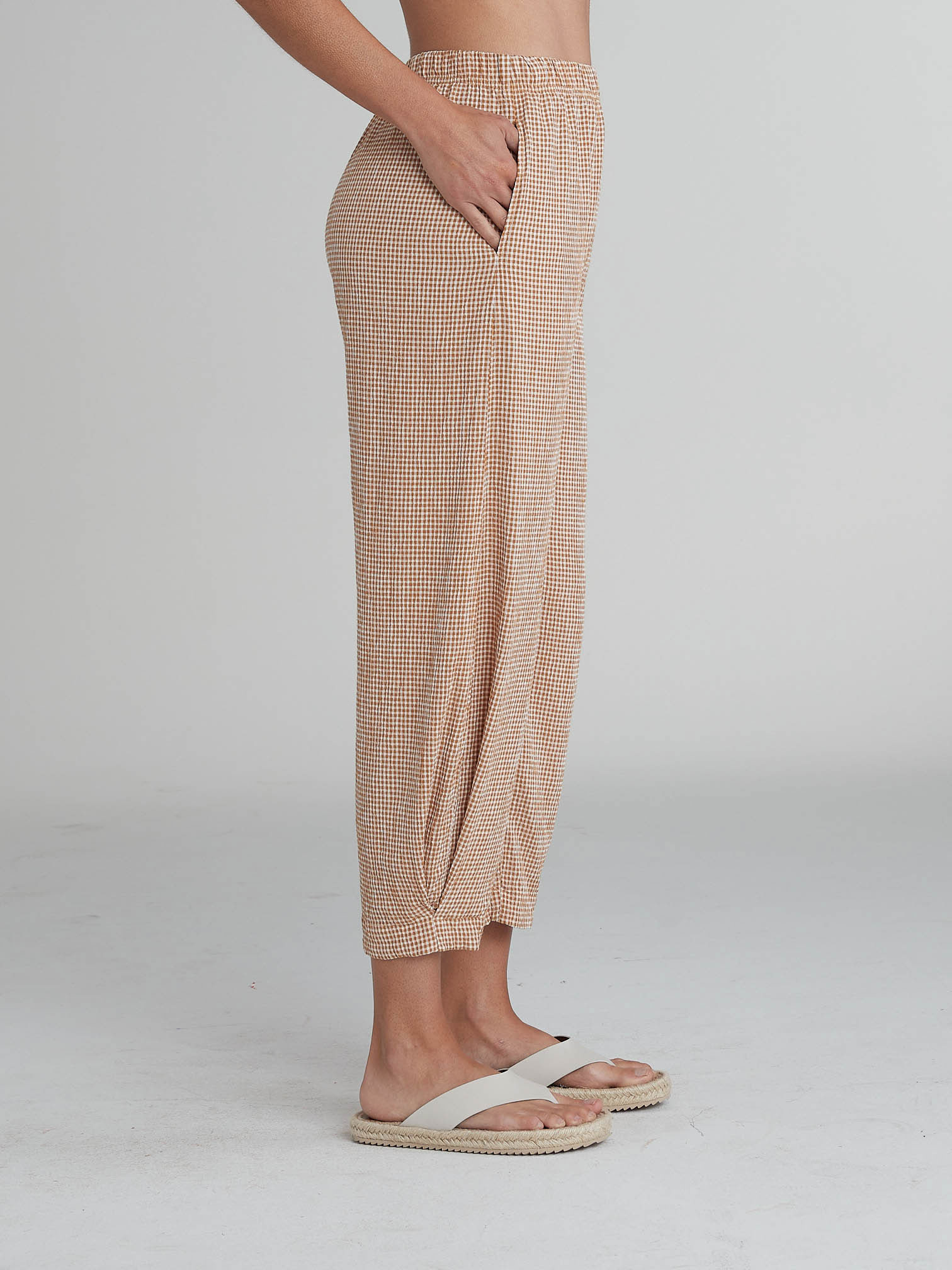 Side Pleat Lantern Pant